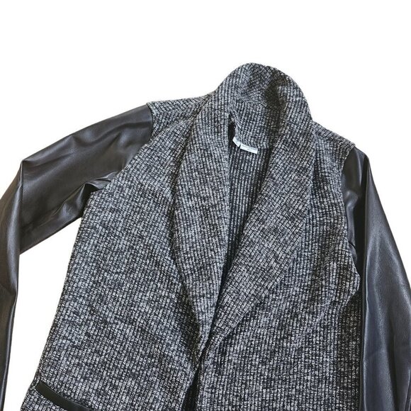 JACQUELINE DE YONG GREY TWEEN & BLACK FAUX LEATHER SLEEVED OPEN JACKET - Picture 2 of 5